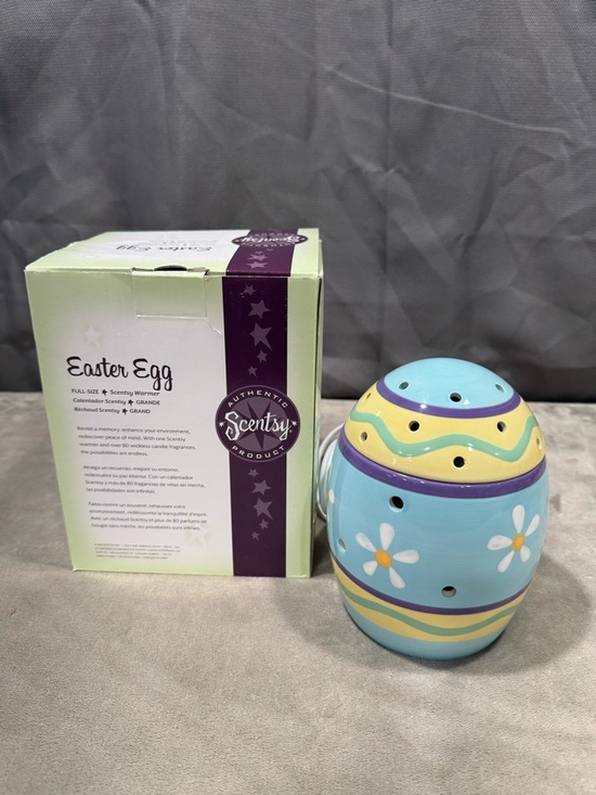 Scentsy Other - Retired Scentsy Easter Egg Full Size Ceramic Wax Warmer